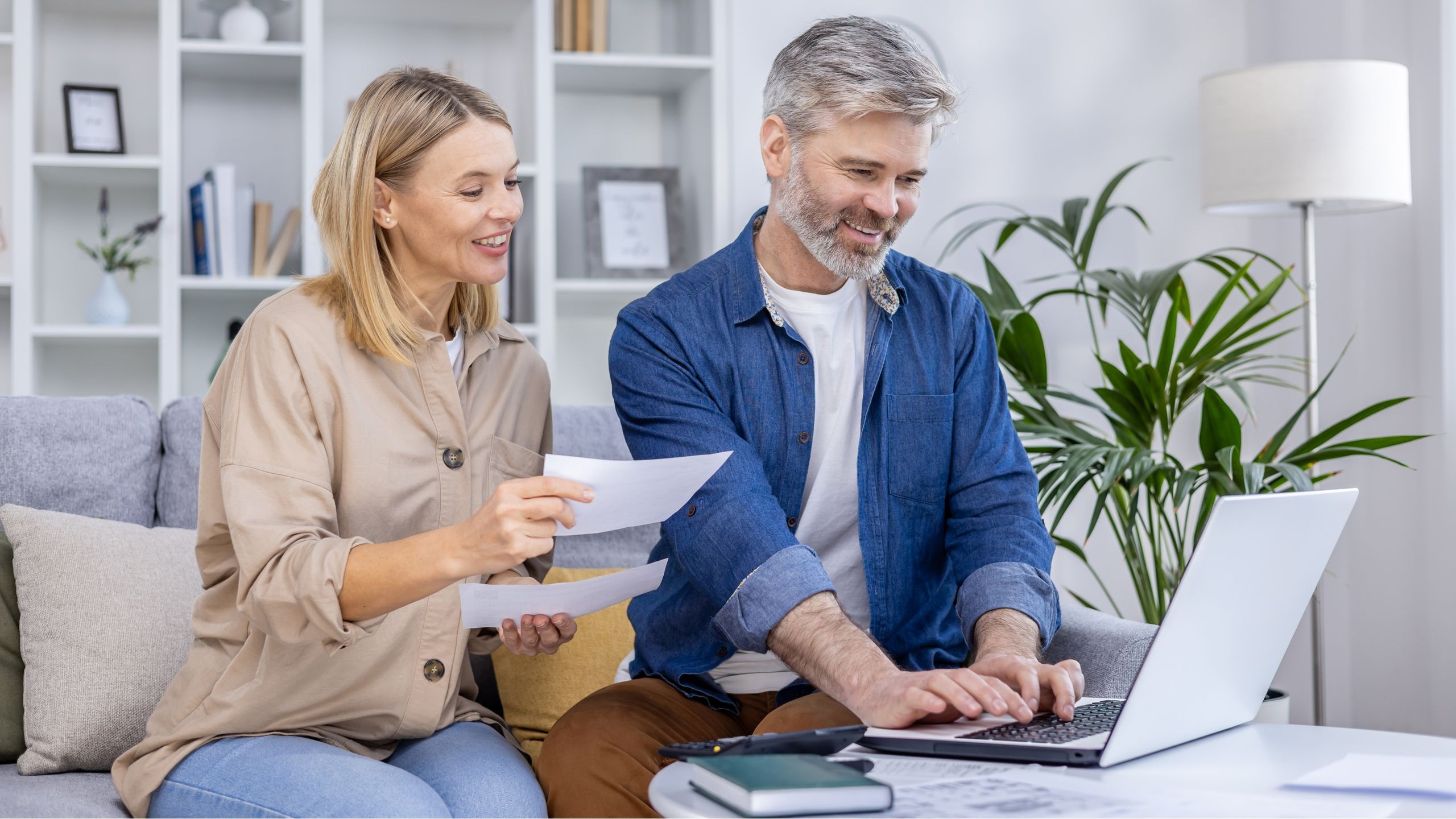 Infographic or visual text illustrating expert retirement tips for wealth longevity.