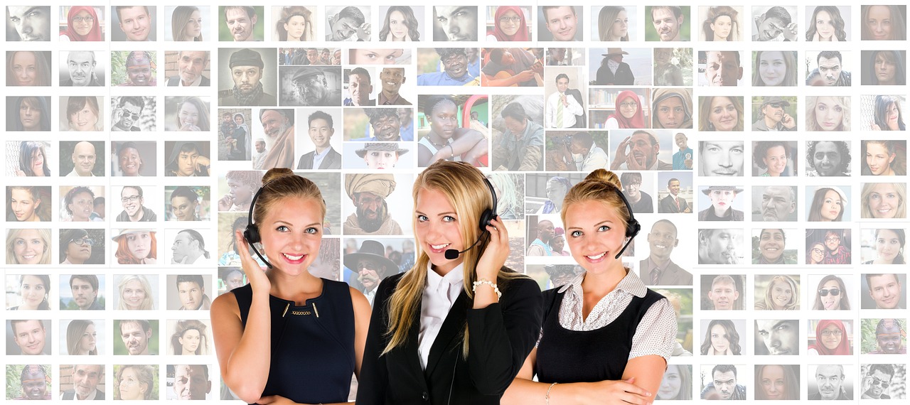 A professional customer service representative ready to assist with banking issues.
