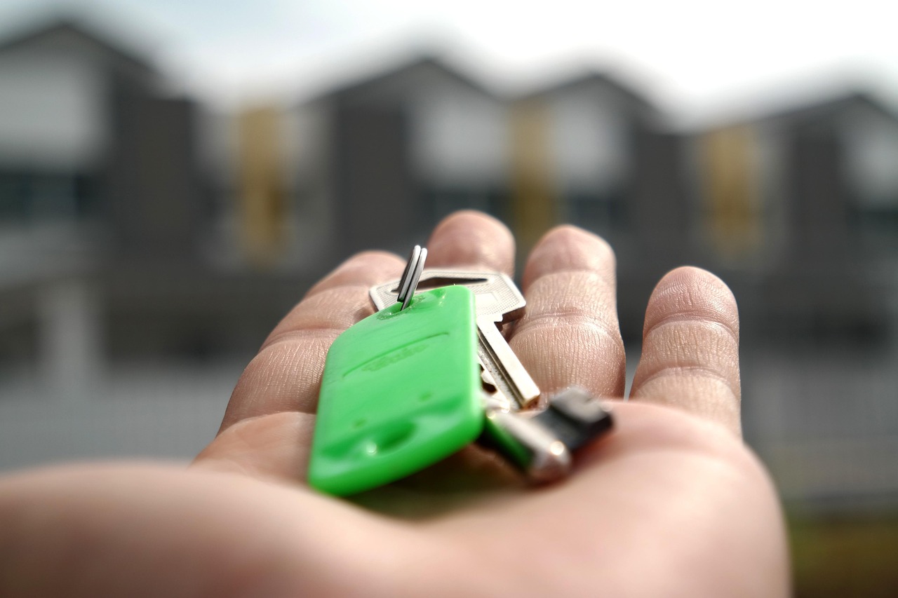 Bankruptcy vs HELOC: Debt Relief for Homeowners